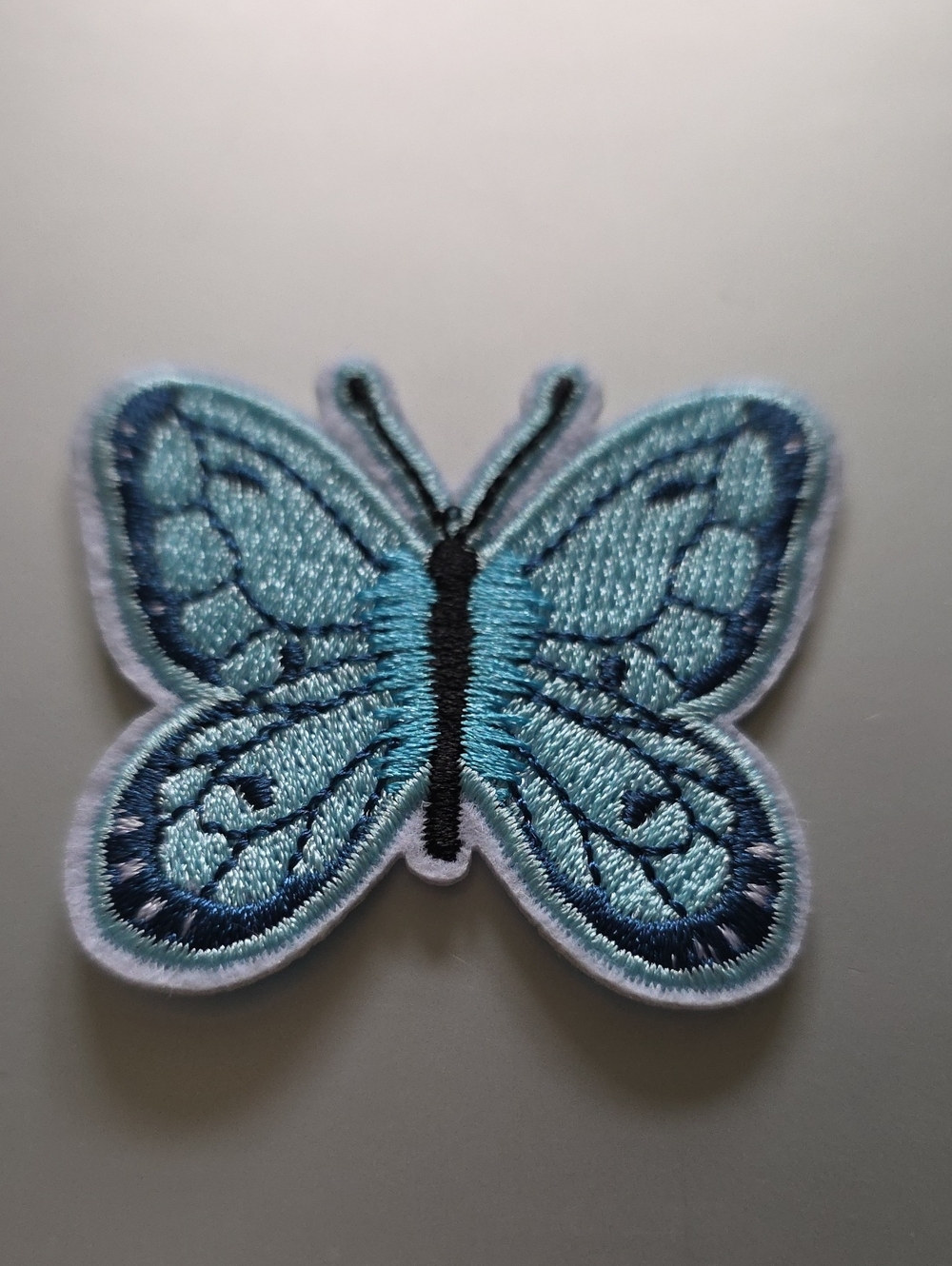 BUTTERFLY IRON ON